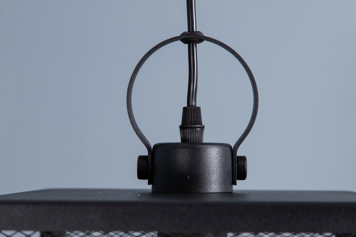 Pendelleuchte „Mburu" – Stilvoll und elegant mit Gittermuster an 2 Seiten