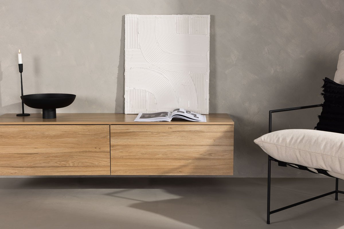 TV-Lowboard Valborg – Walnussfurnier in Natur-Optik