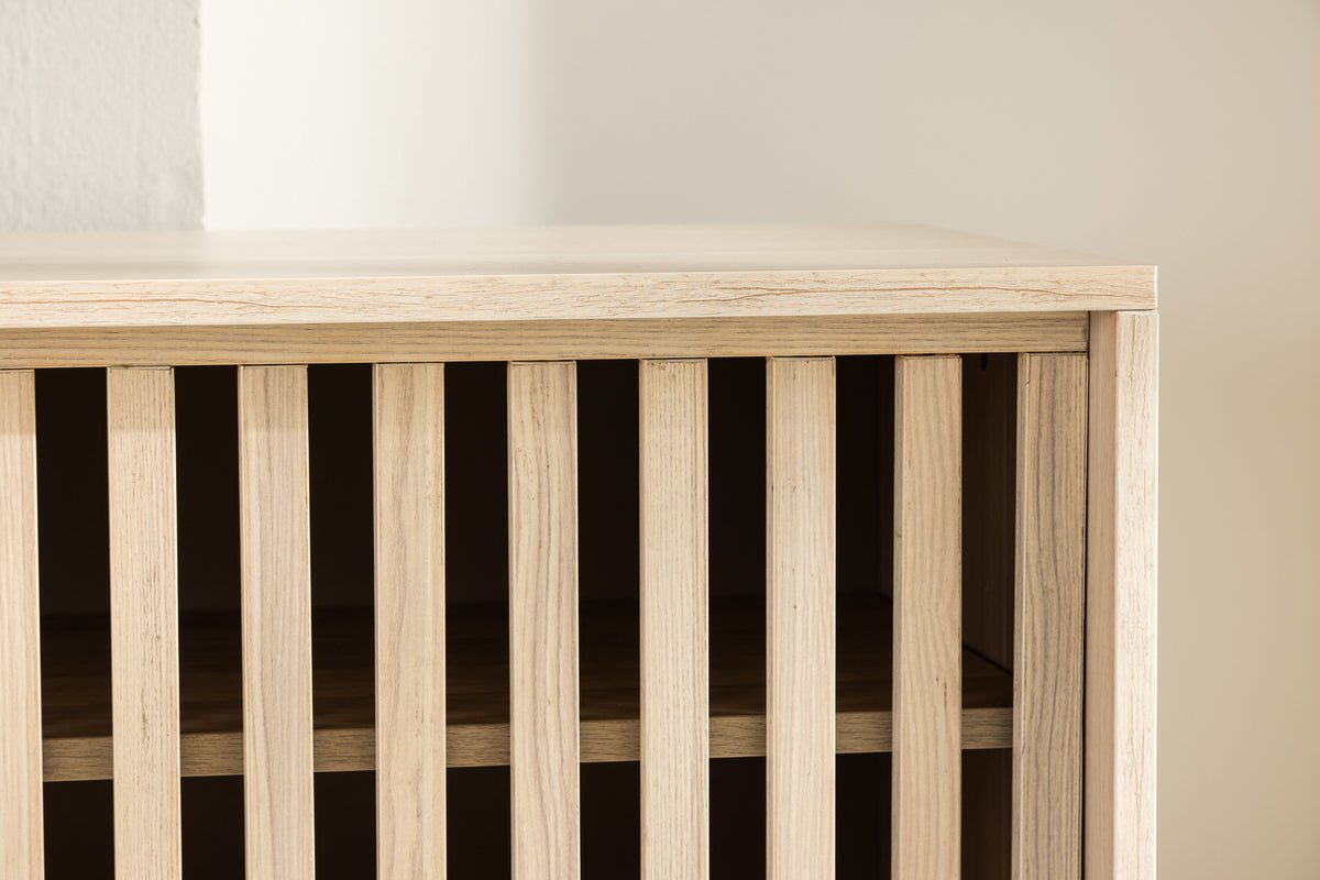 Designer TV-Lowboard Valero 180 cm MDF – Matt, mit Lamellenfront