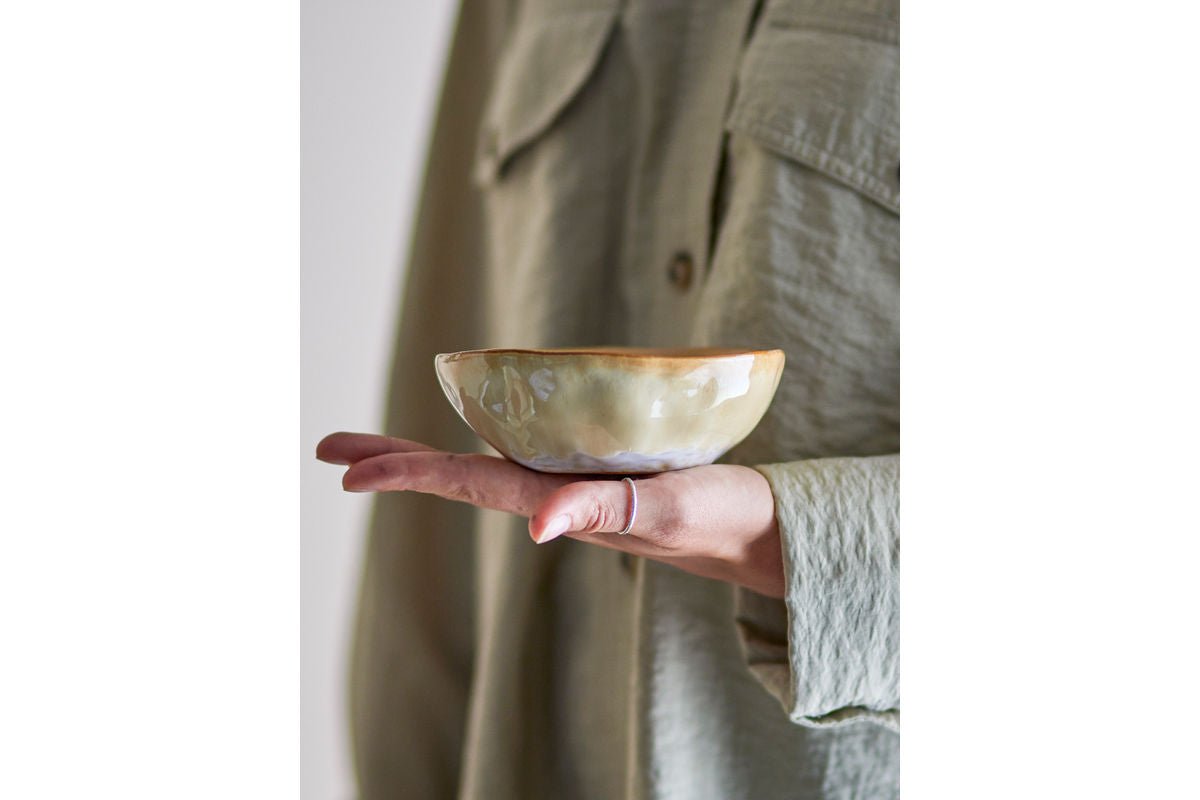 Schale Simba – Natur, aus Steingut gefertigt