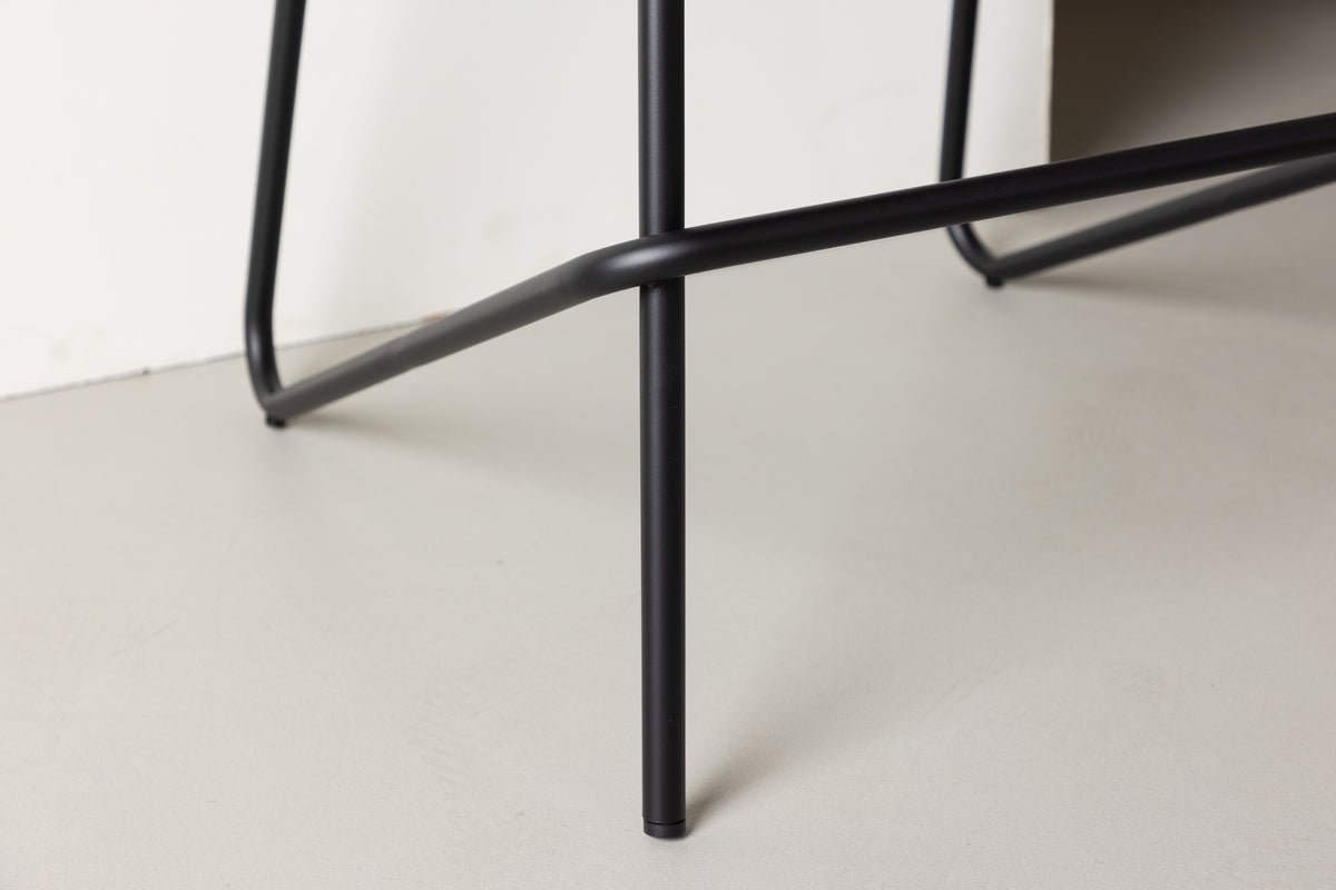 2er Set - Barhocker Georg in Mattschwarz mit PU Sitzfläche
