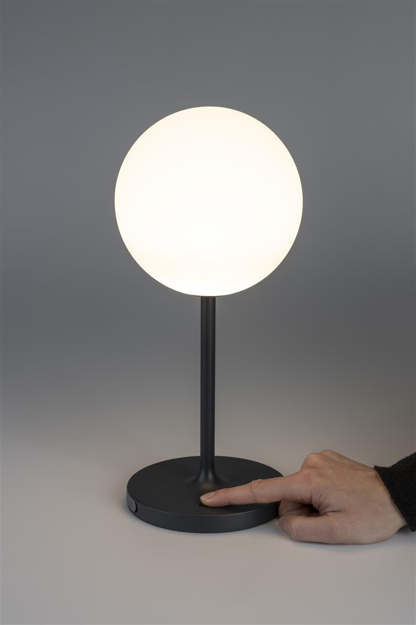 Tischlampe Hub – aus Polypropylen-Kunststoff in Blau