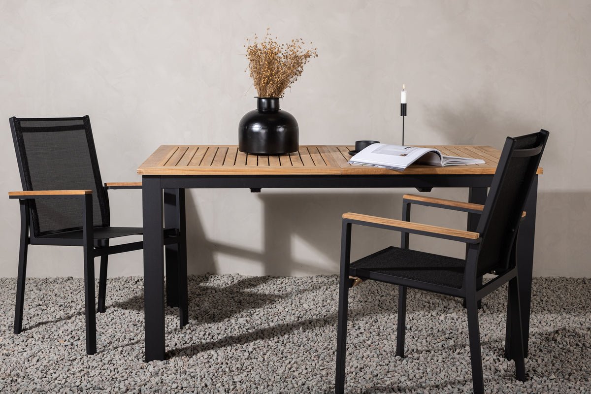 Gartentisch Lunea - ein ausziehbarer Esstisch für draußen