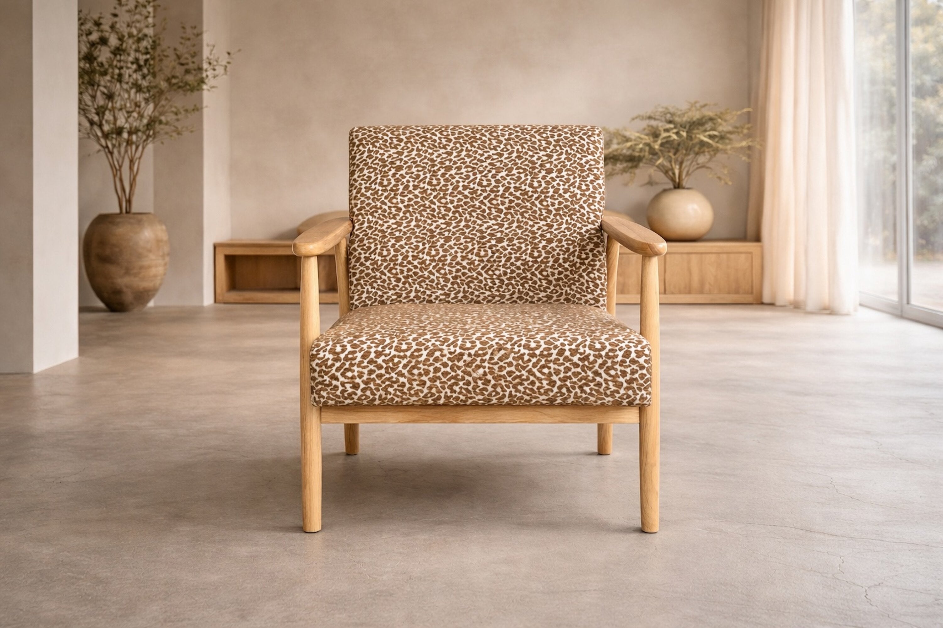 Sessel Lareen - aus Gummiholz mit Design-Bezug