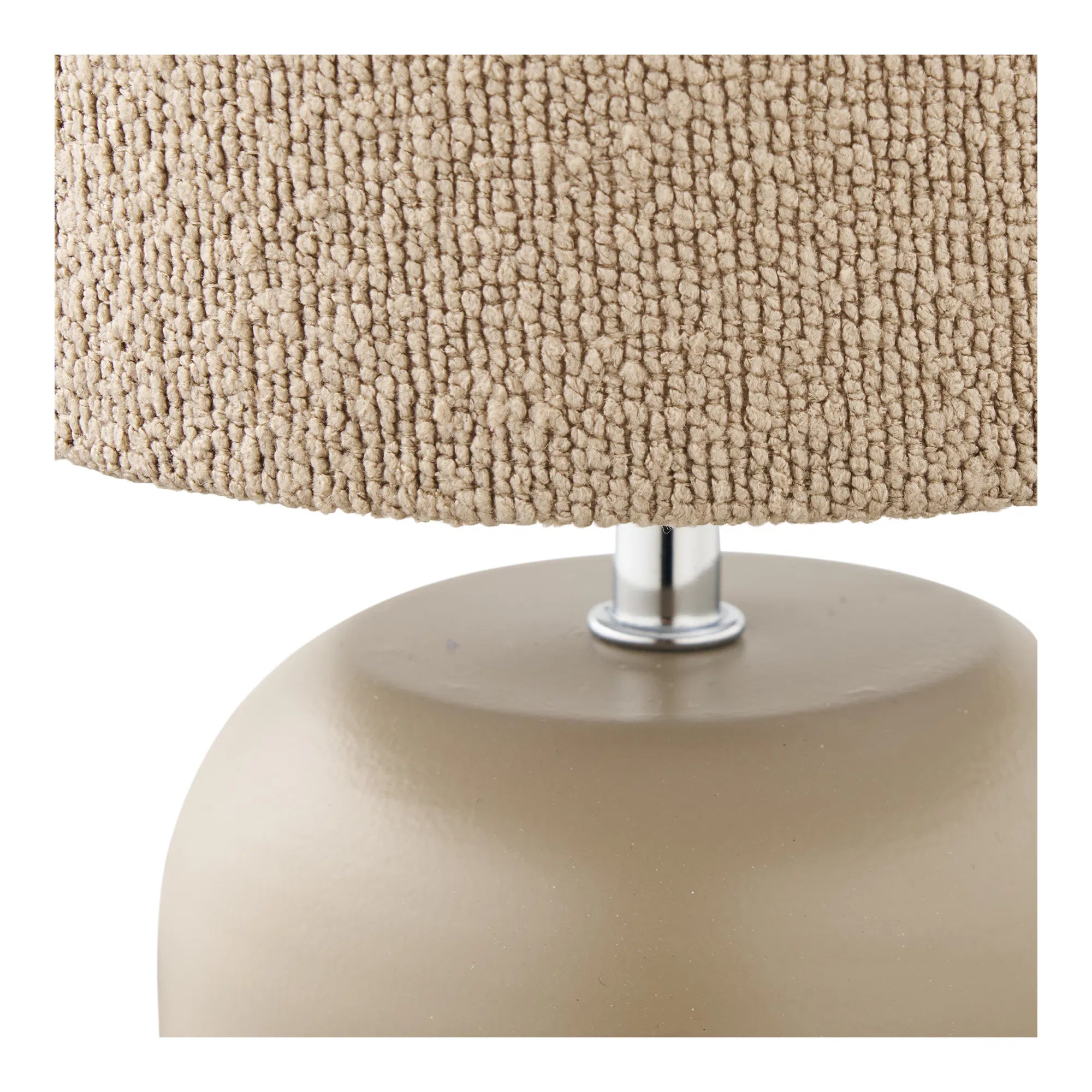 Tischlampe Varnoria – modernes Designobjekt