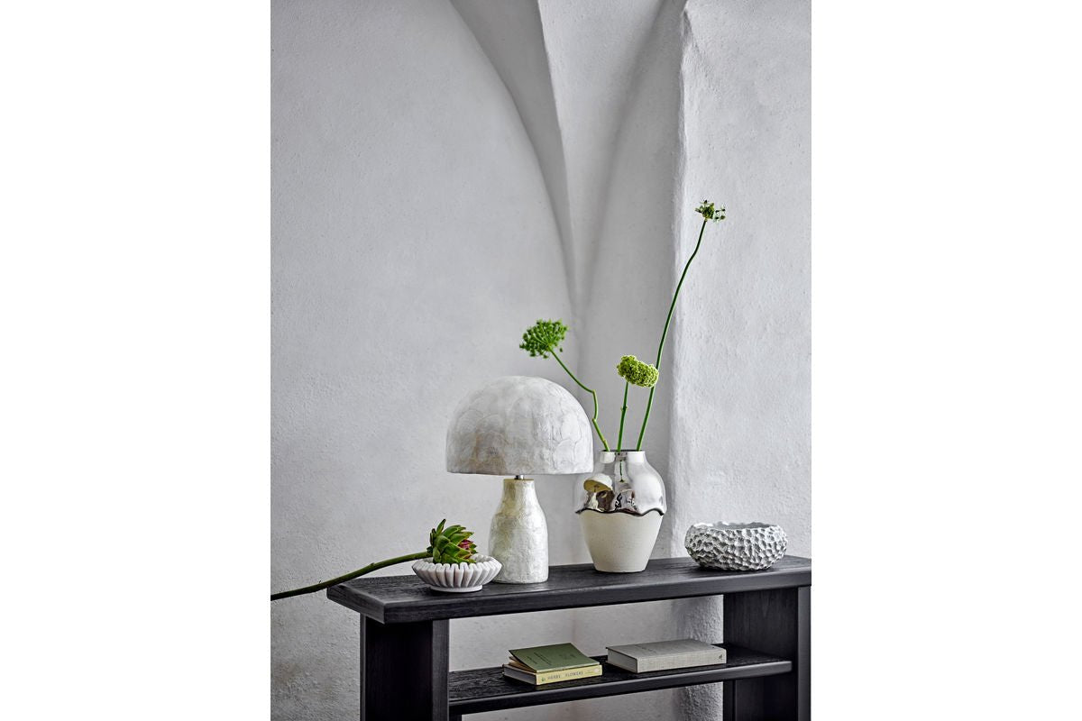 Vase Silena – edle Steingutvase mit silberner Glasur