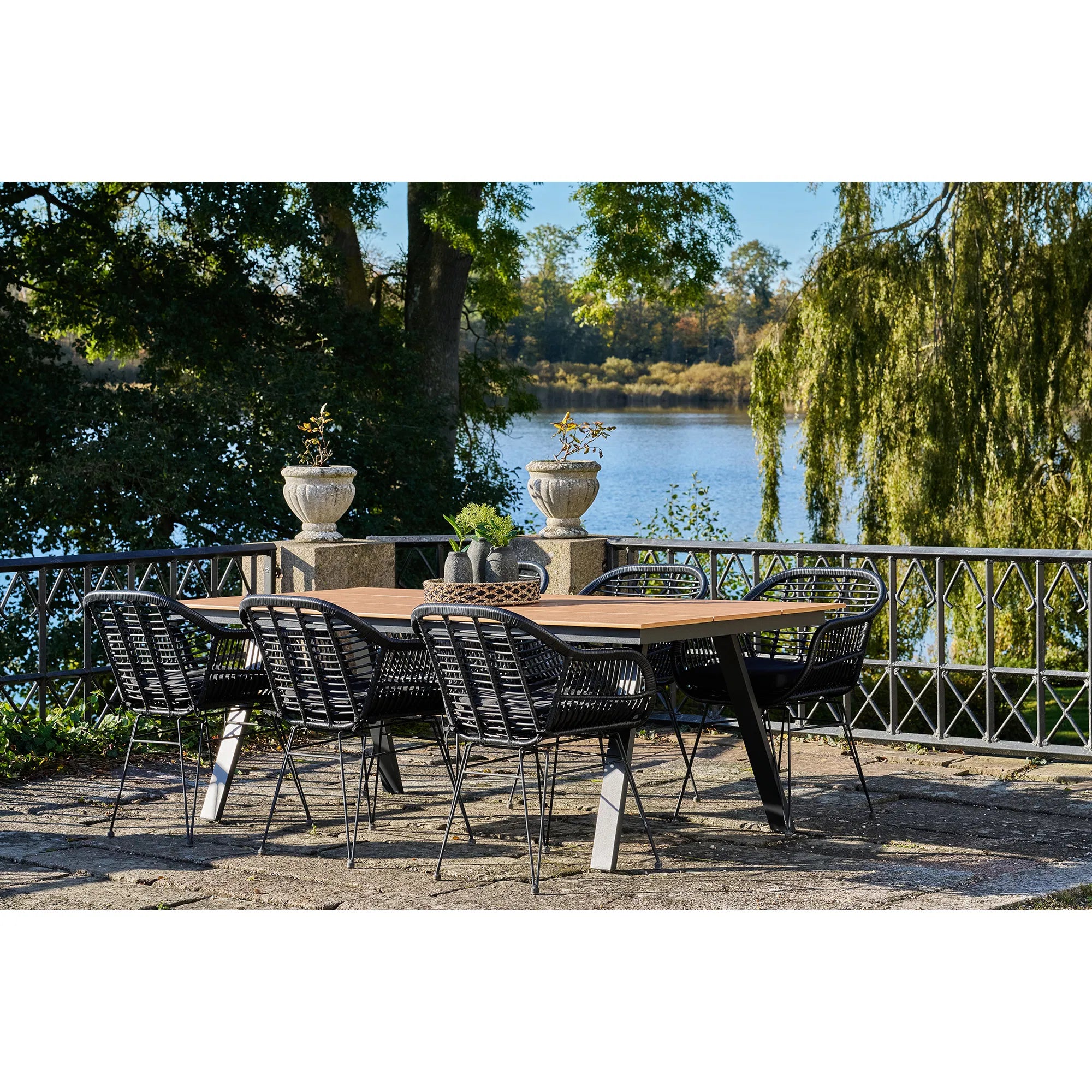 Garten Esstisch Lorenzo – Nonwood & Aluminium en Naturel/Noir