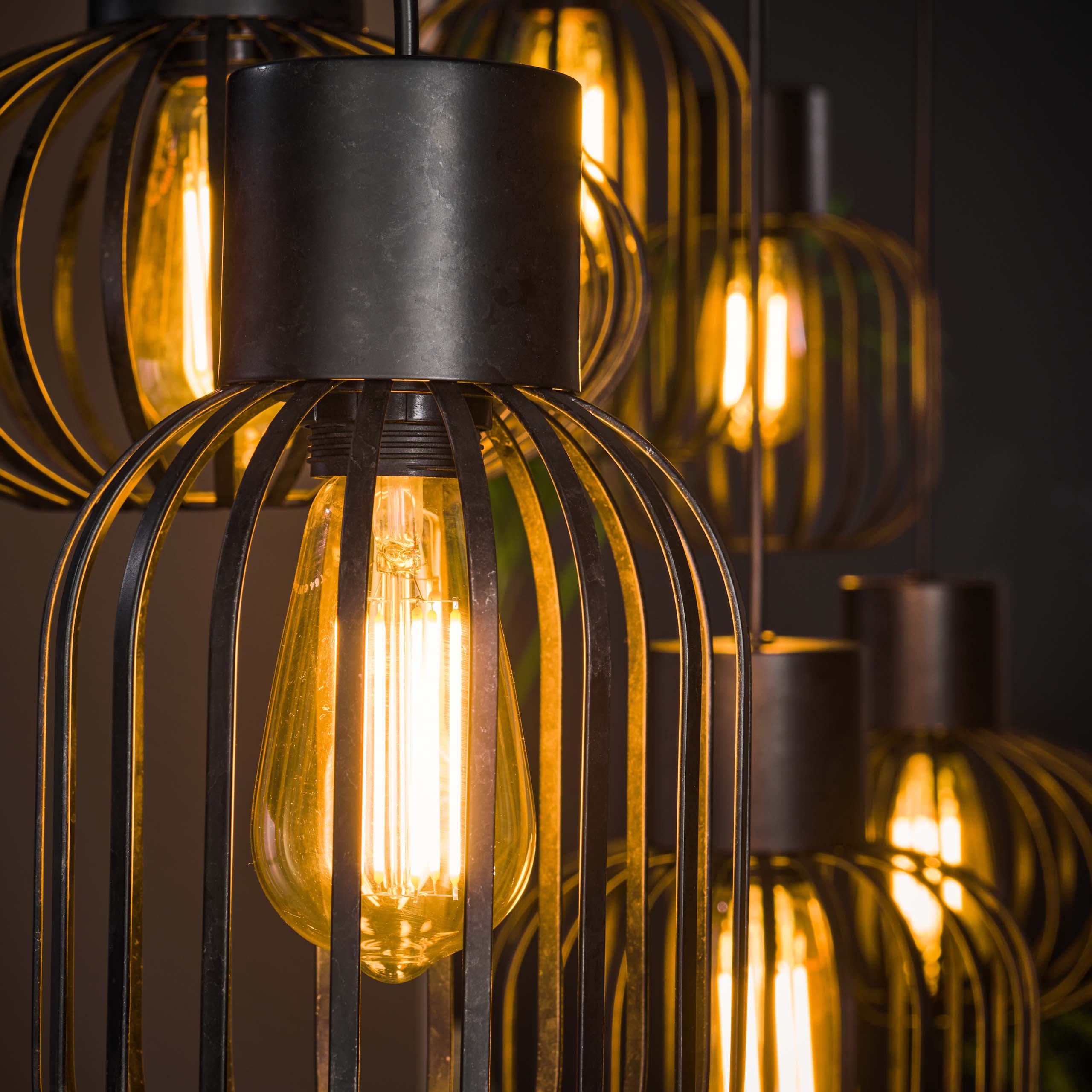 Pendelleuchte „Corvella“ – 6 Leuchten aus anthrazitfarbenem Metallgitter in unterschiedlichen Formen