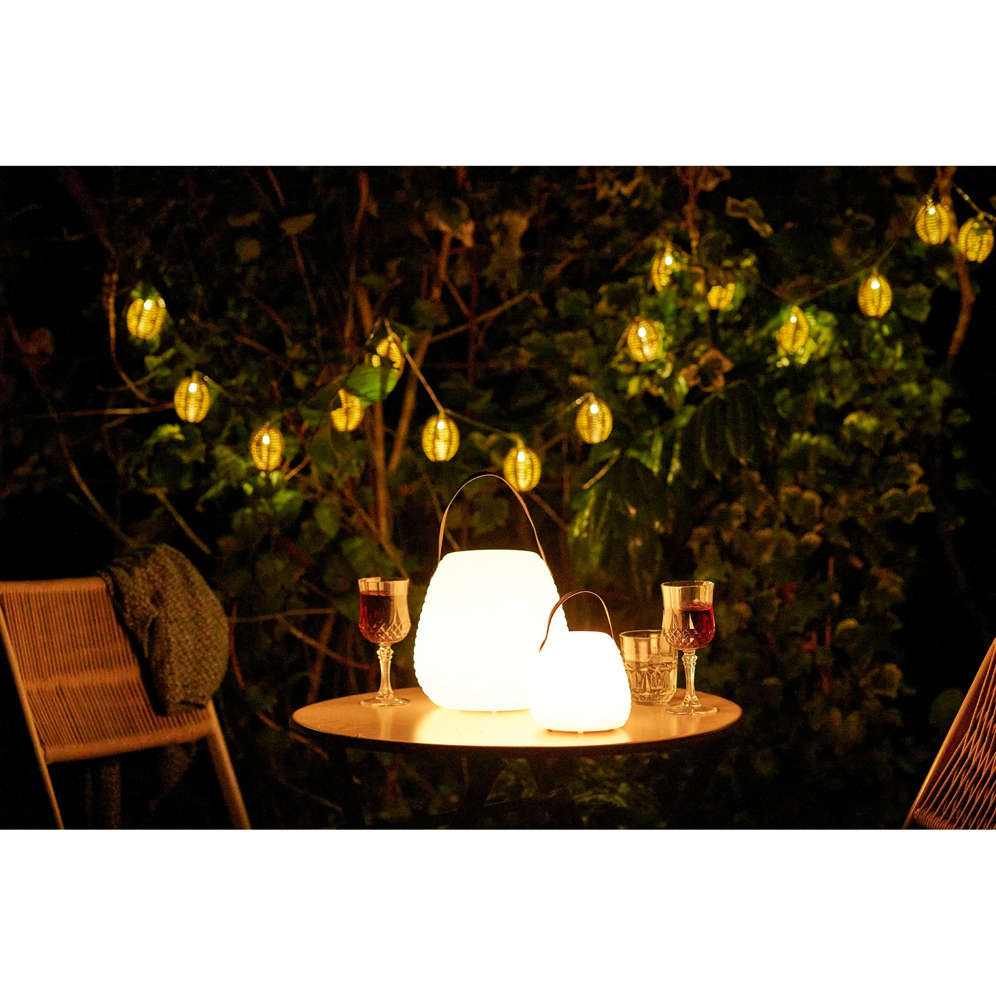 Garten Outdoor Lampe Eldora - mit Halteband und Farb LED