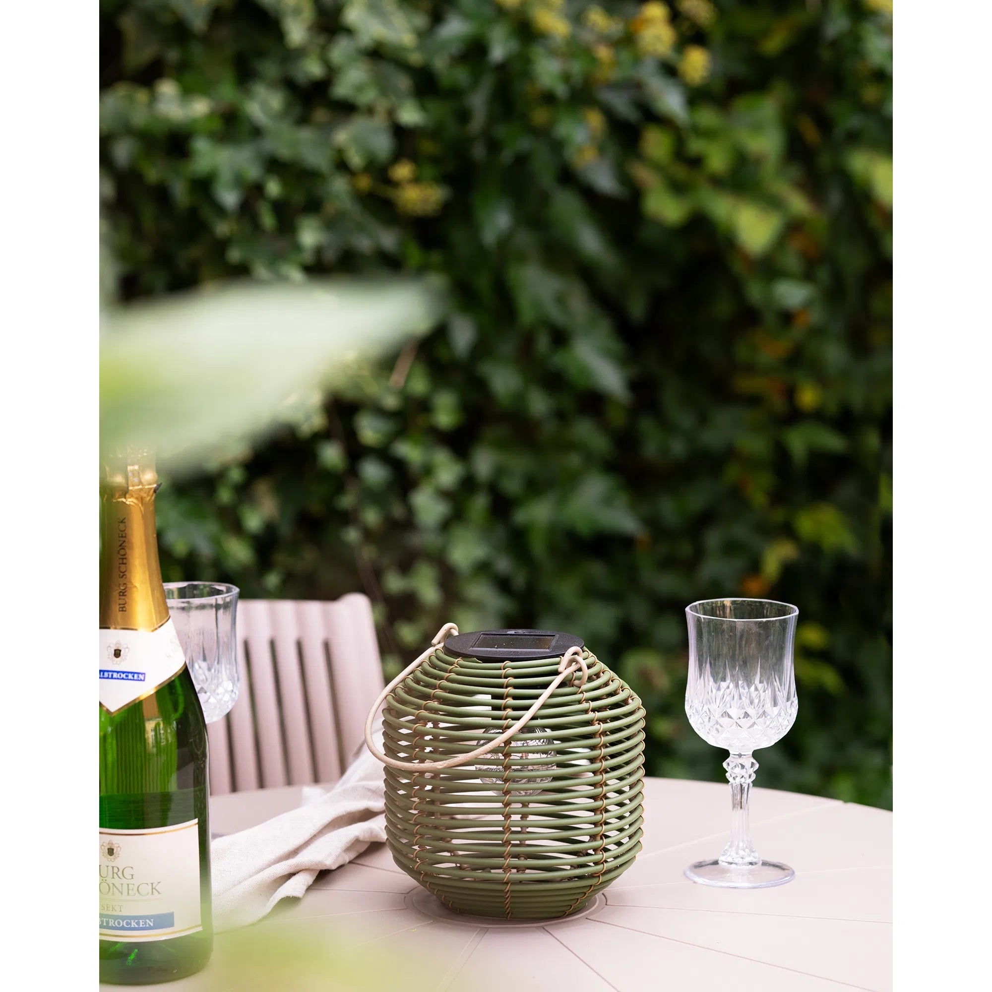 Garten Solar-Laterne „Vormina“ – wetterfest für Balkon & Outdoor-Bereich