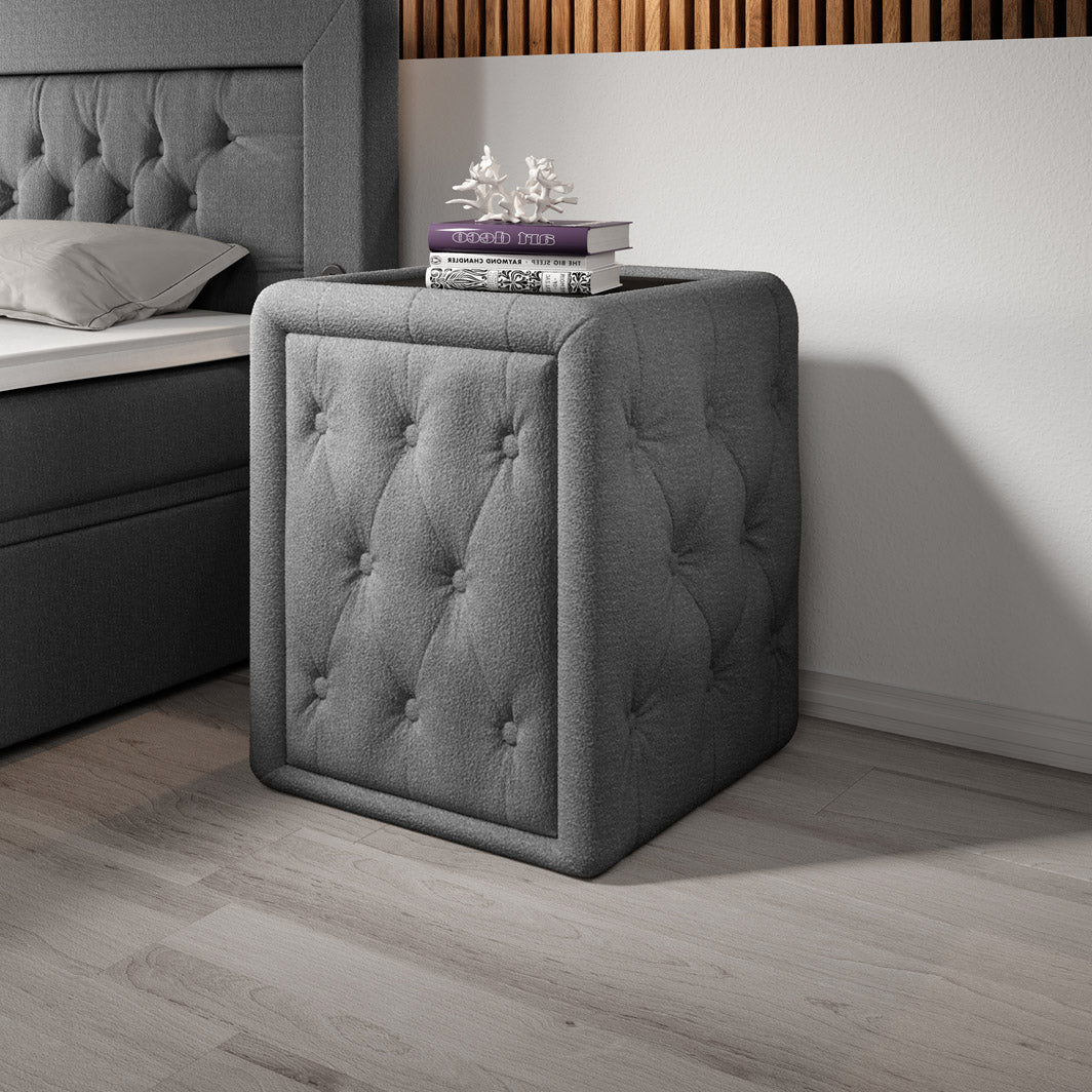 Designer Nachttisch Josy in Bouclé