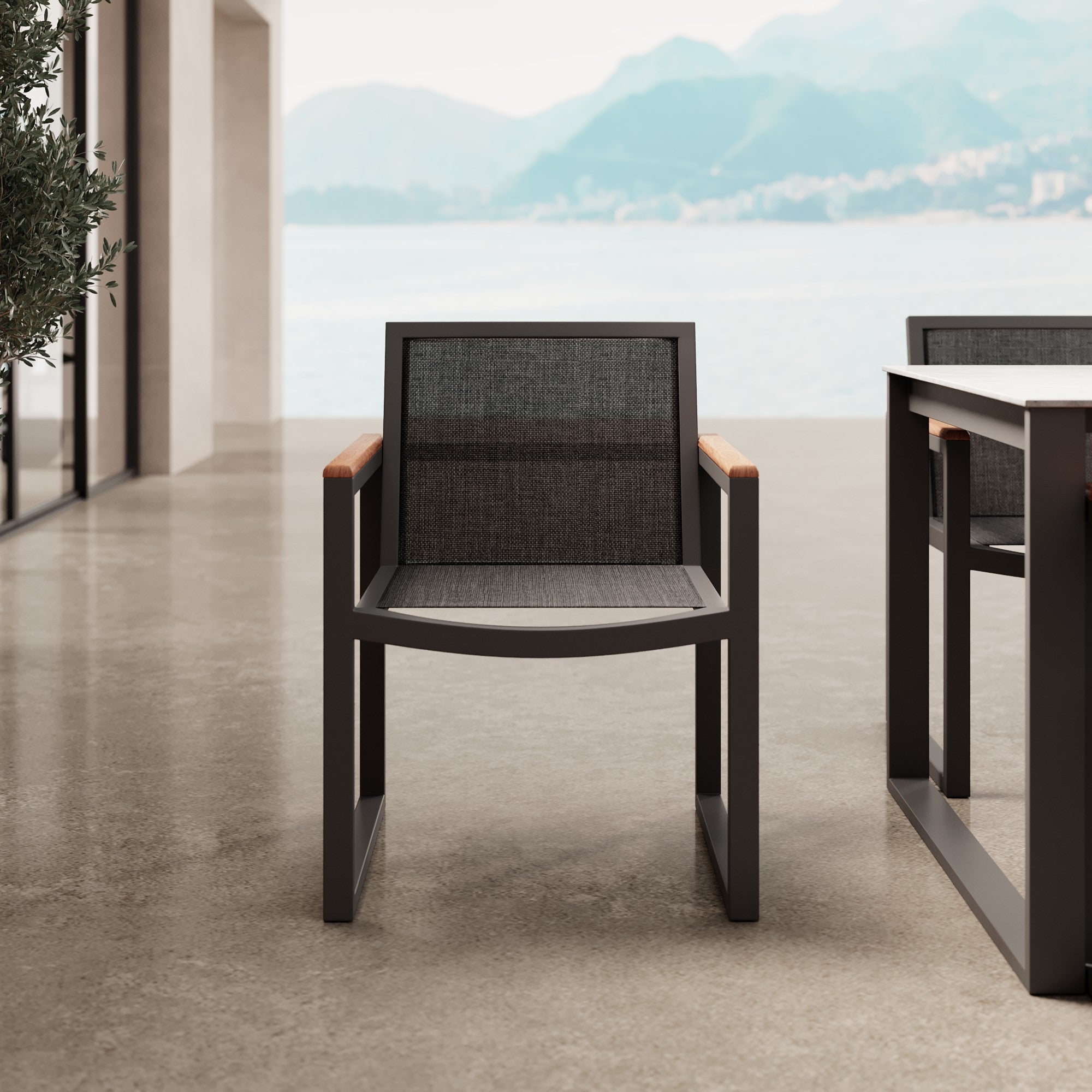 Ensemble de 4 chaises de jardin Vayla avec accoudoirs – Aluminium et bois de robinier | Collection Aevora™