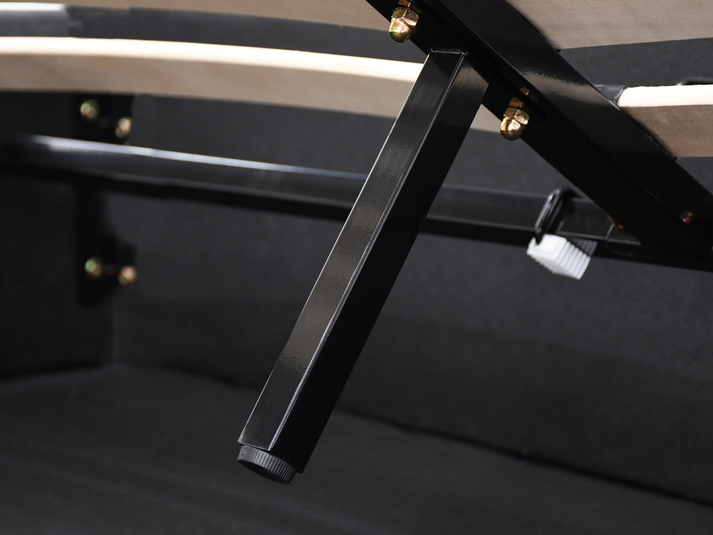 Designer Polsterbett Livia in Samt mit Stauraum