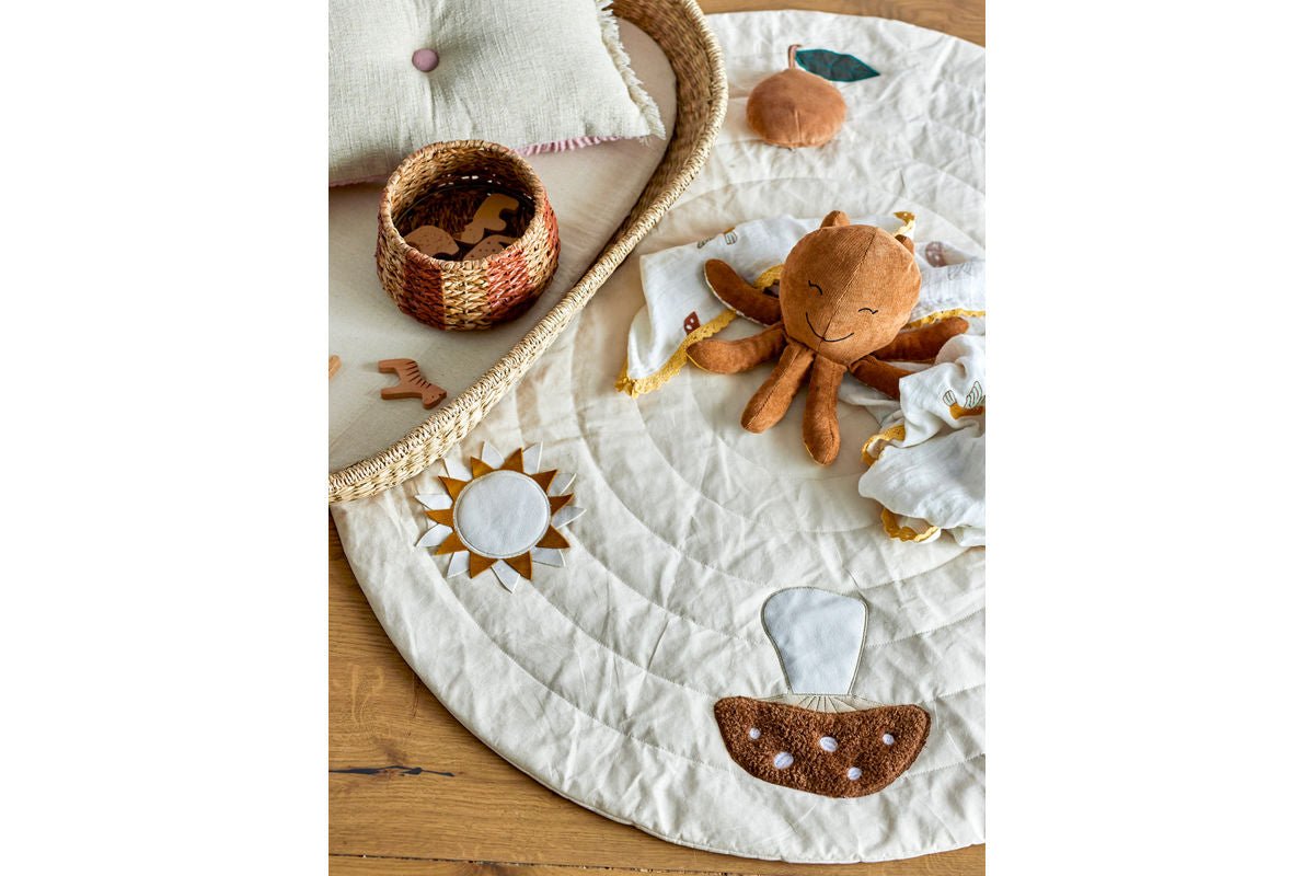 Spielmatte Anton - weiche Erlebnisdecke mit Knistereffekt & Soundelementen