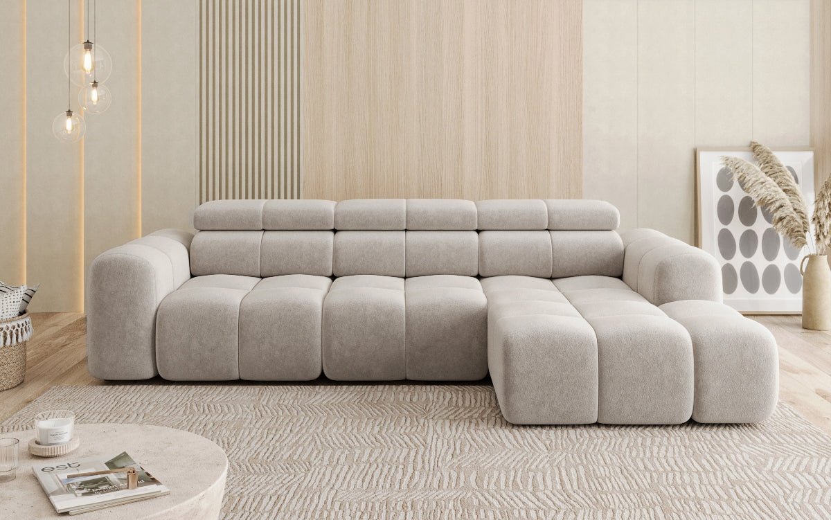 Designersofa Mia L met elektrische zitverlenging in Chenille