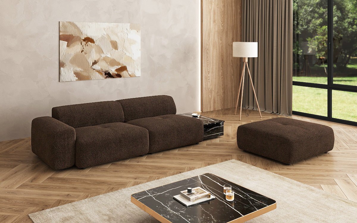 Canapé design Calm 3 places avec pouf d'appoint et table d'appoint en Bouclé
