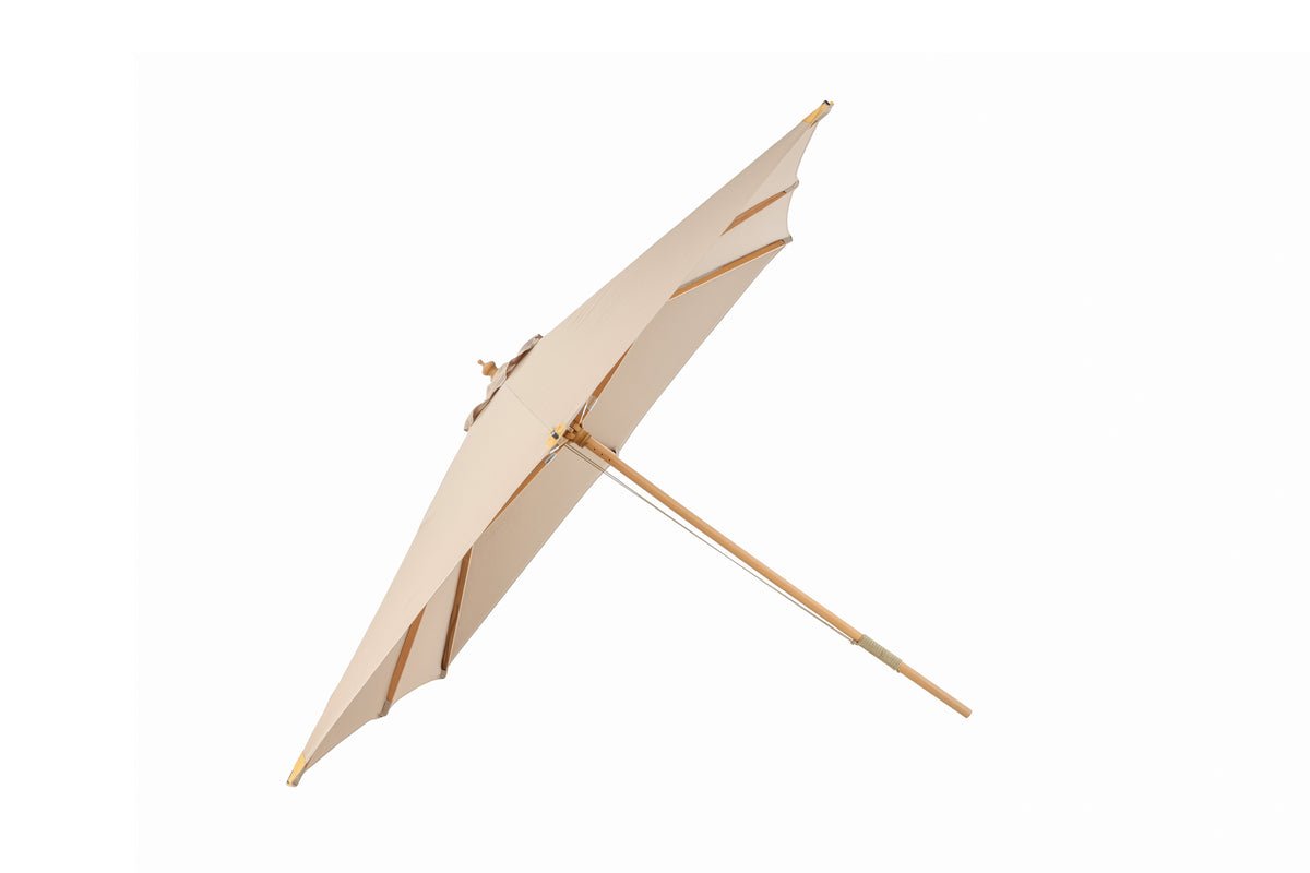 Parasol Albora – 300 x 300 cm de couleur Marron avec structure en hêtre