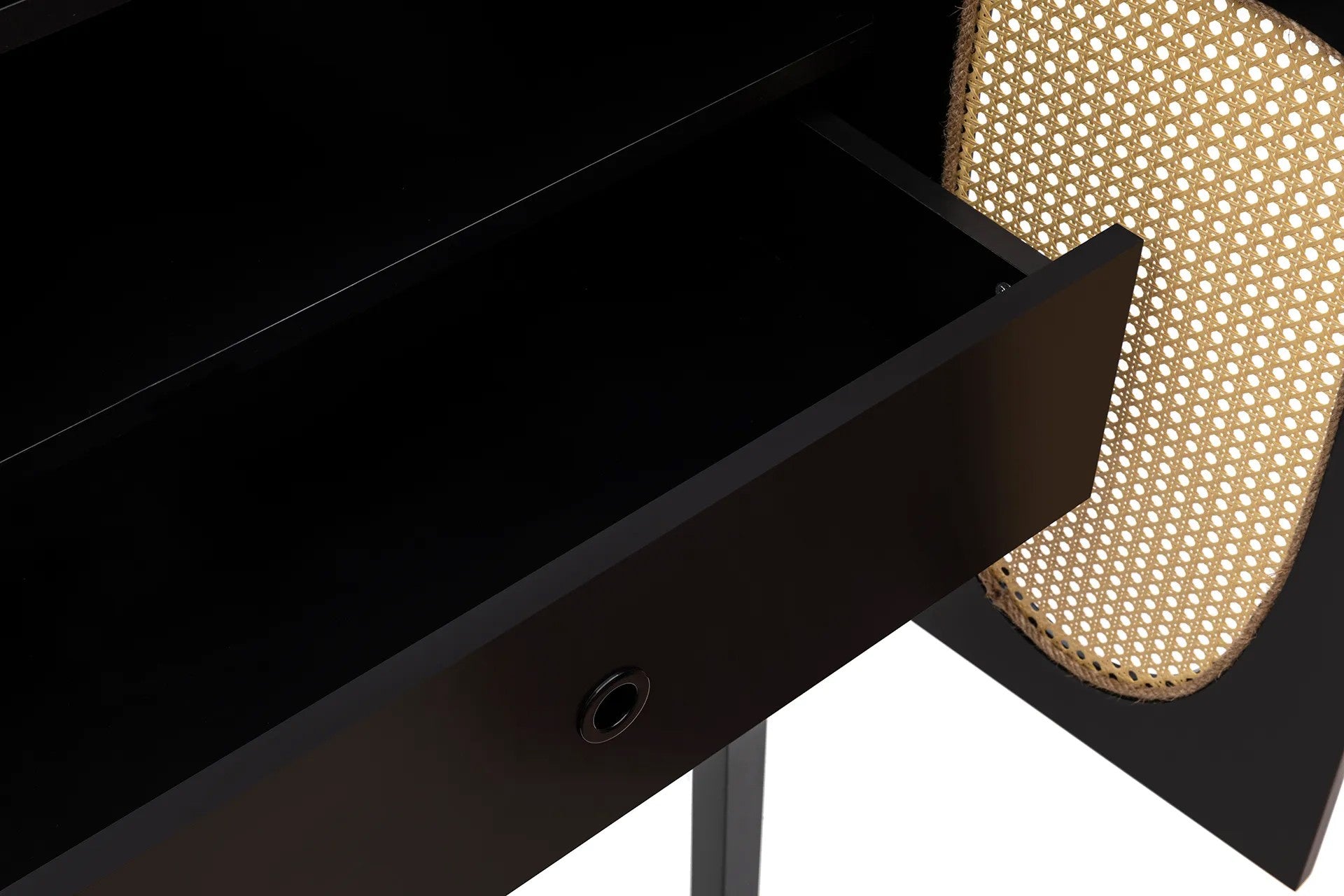 Designerkast Jorvella - van zwart gecoat hout