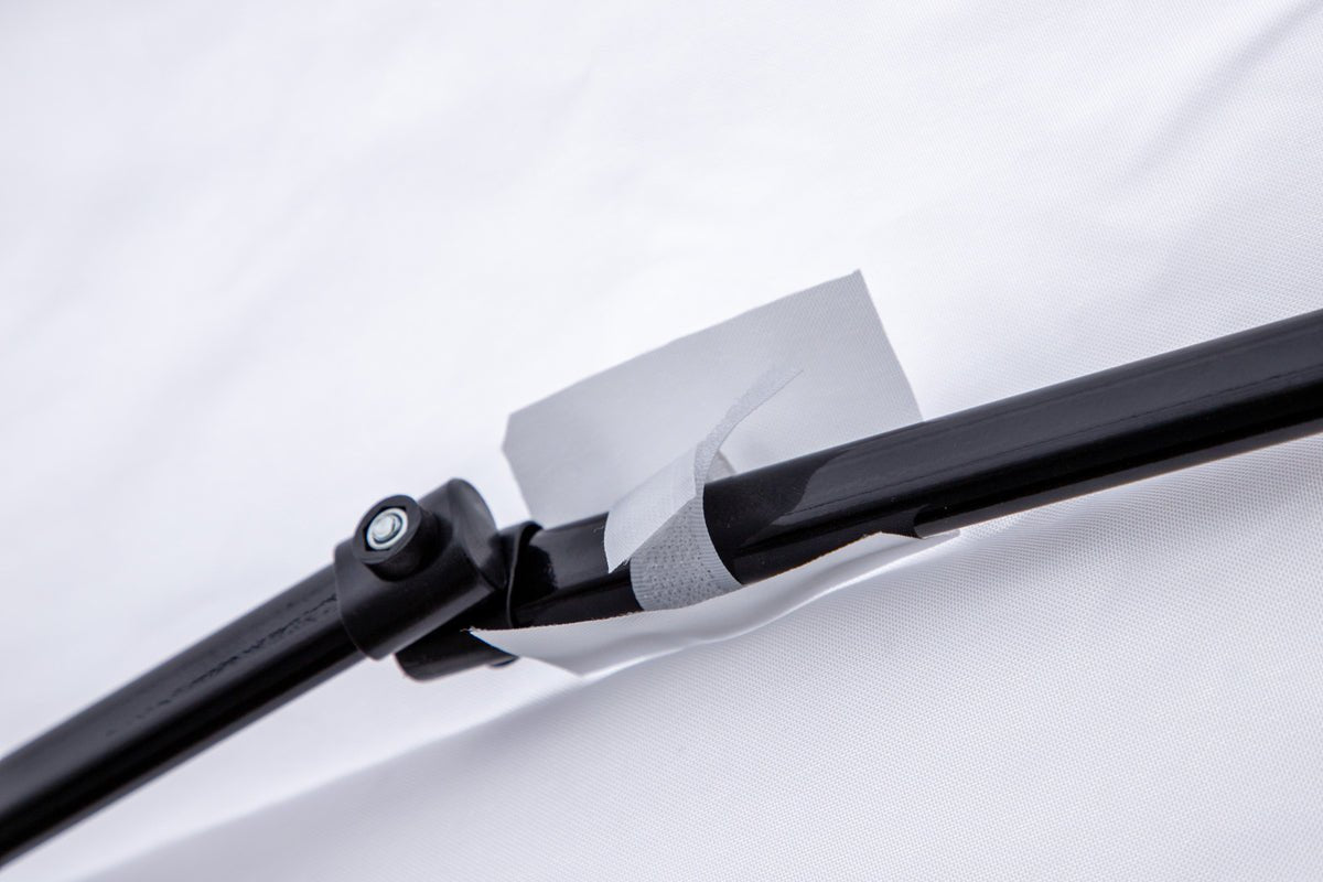 Tuinpaviljoen Oasis - met wit dak en wanden van polyester