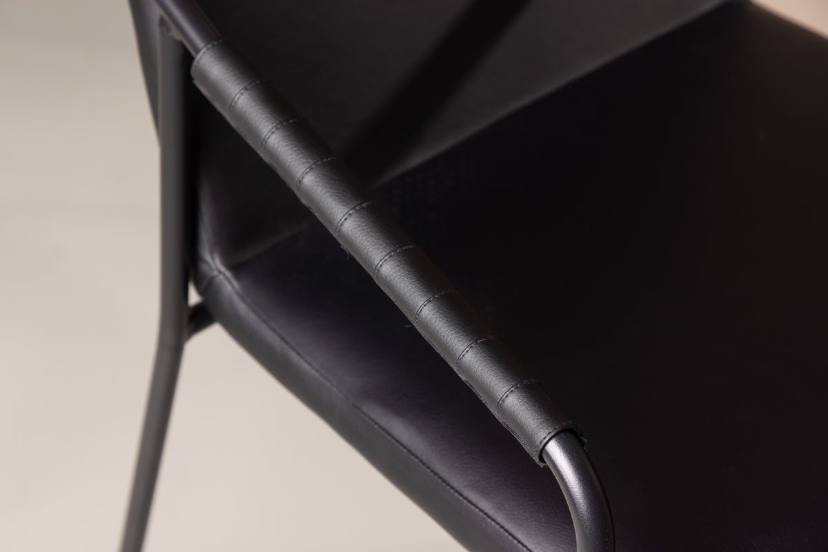 2-delige set - barkruk Vita van zwart PU met stalen frame