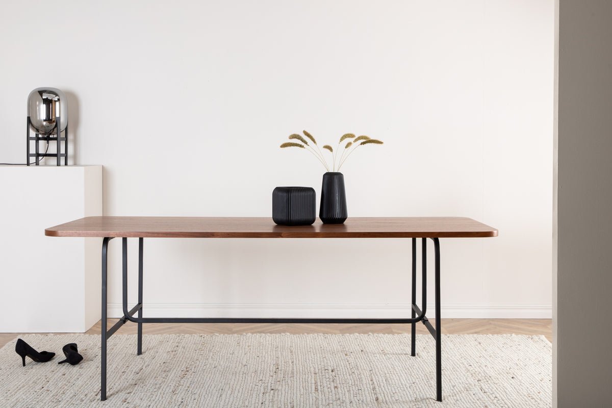 Eettafel Vahira - rechthoekige eettafel op stalen poten