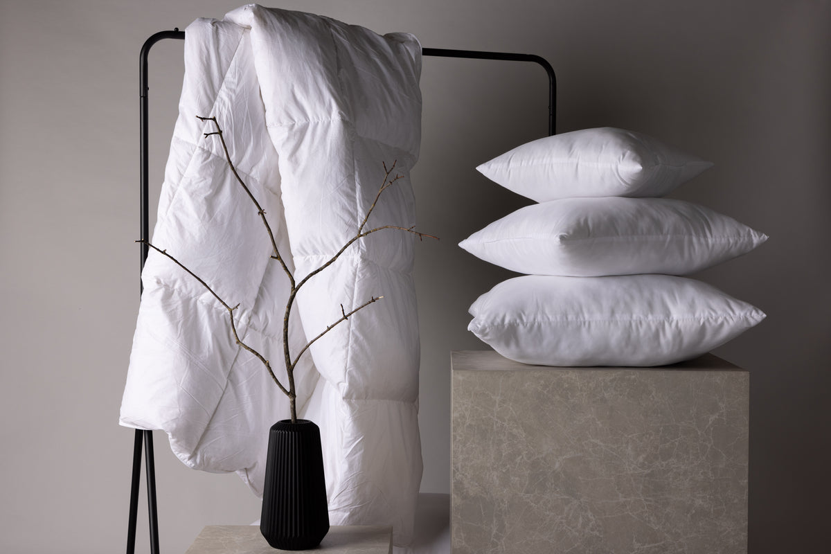 Couette premium Astralis 200 × 150 cm – Coton & mélange de plumes