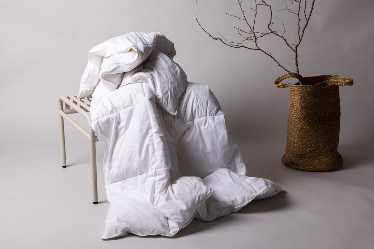 Couette premium Astralis 200 × 150 cm – Coton & mélange de plumes