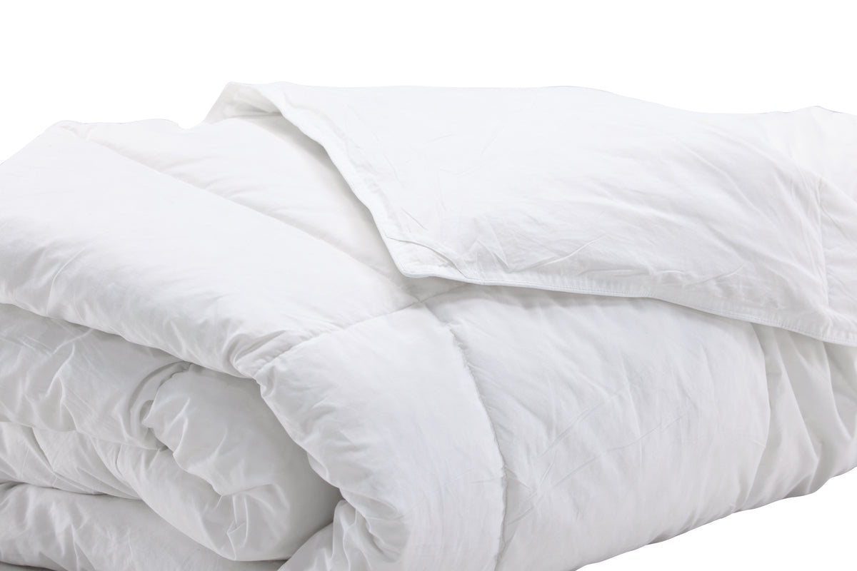 Couette premium Astralis 200 × 150 cm – Coton & mélange de plumes