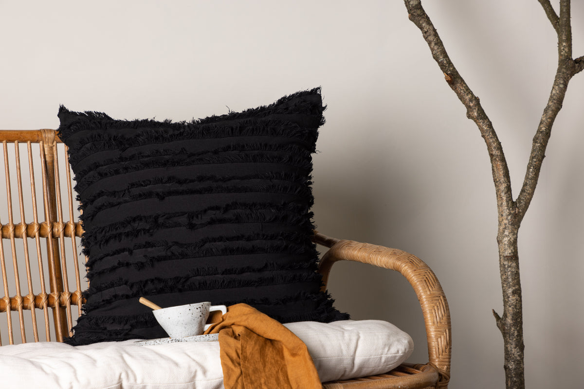 Housse de coussin Erika - 45x45 cm en Noir en 100% coton