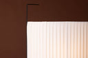 Stehlampe Elvra – Stoffschirm in Beige mit schwarzem Metallgestell (Höhe 48 cm)