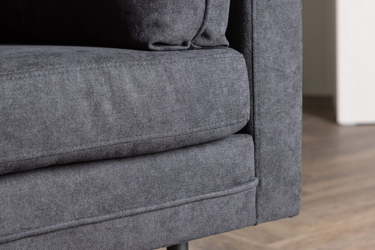 Fauteuil Pippi Langkous - verschillende kleuren en materialen beschikbaar