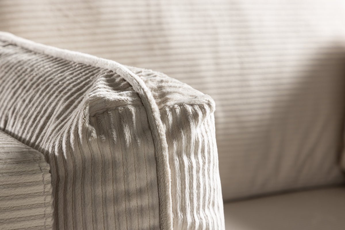 Fauteuil Pippi Langkous - verschillende kleuren en materialen beschikbaar