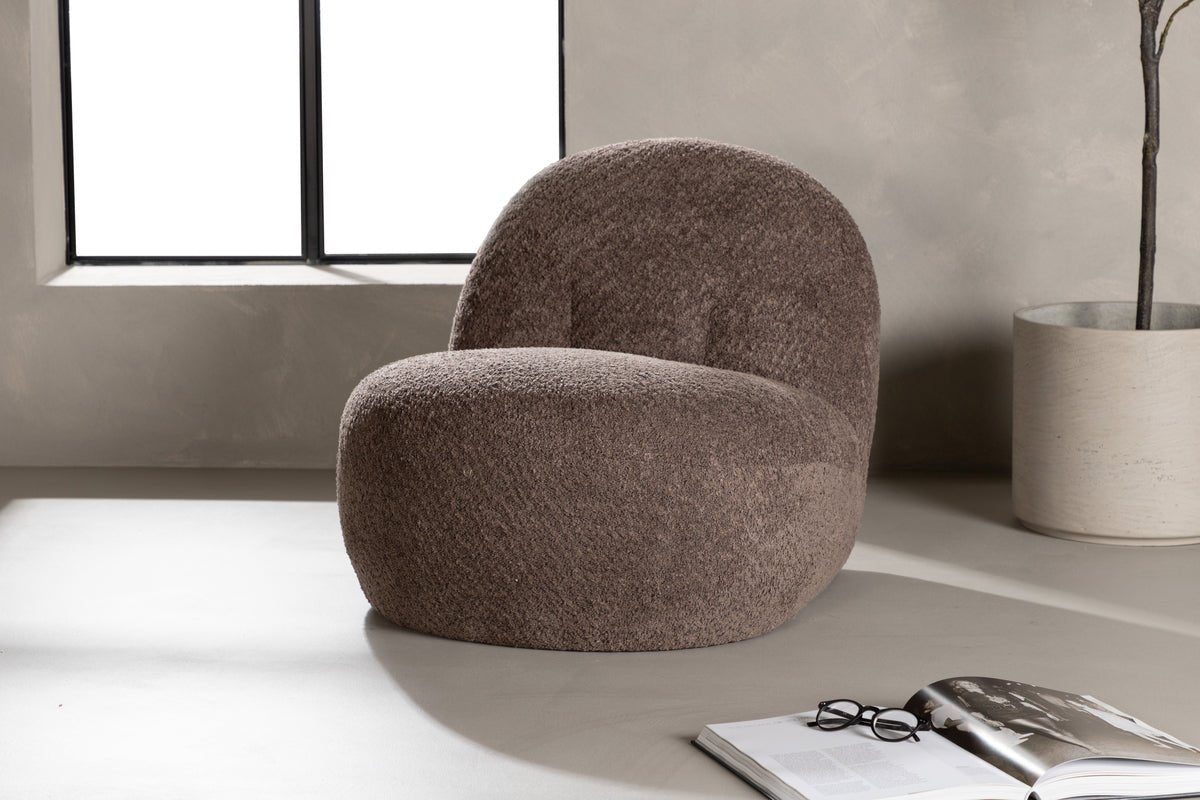 Fauteuil Lounge Designer Almvik – Bouclé Marron