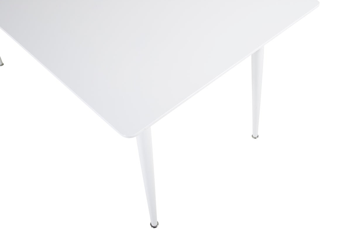 Eettafel Lym - helder, licht ontwerp