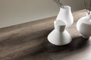 Eettafel Waka - de decoratieve metalen poten zetten een stijlvolle accent