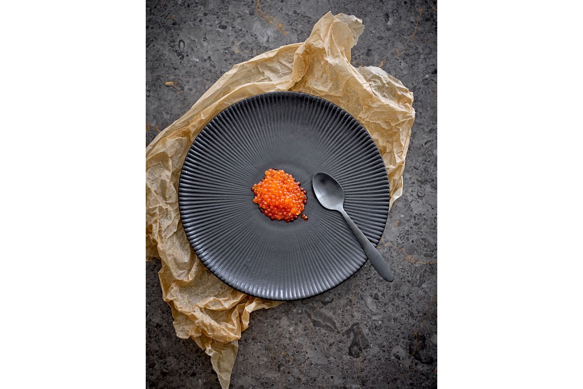 Teller Eiryn – aus Steingut gefertigt