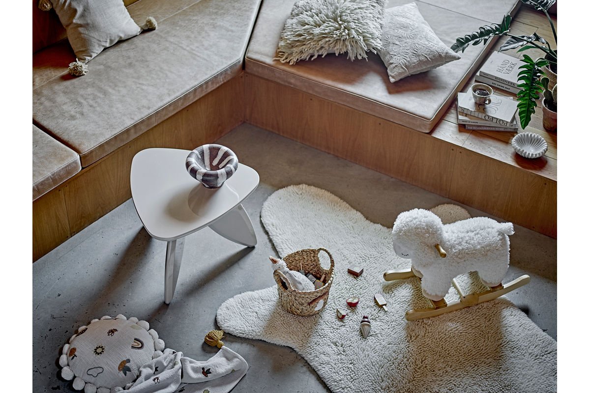 Kinder-Teppich „Björn“ – Weißer Wollteppich in Bärenform