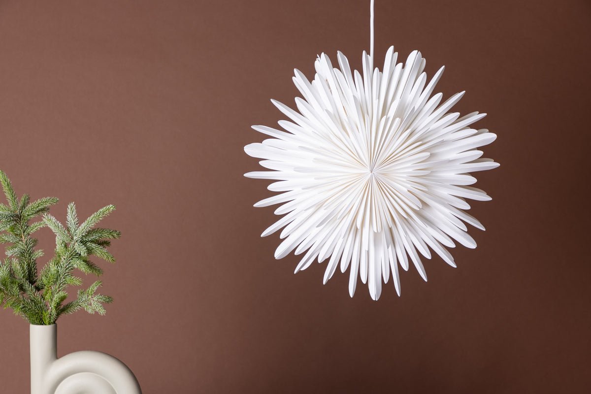 Kerstachtige plafondlamp Lyra - ⌀ 80 in 4 kleuren