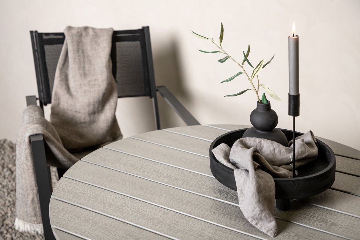 Table de jardin Aviani - ronde, accueillante et élégante