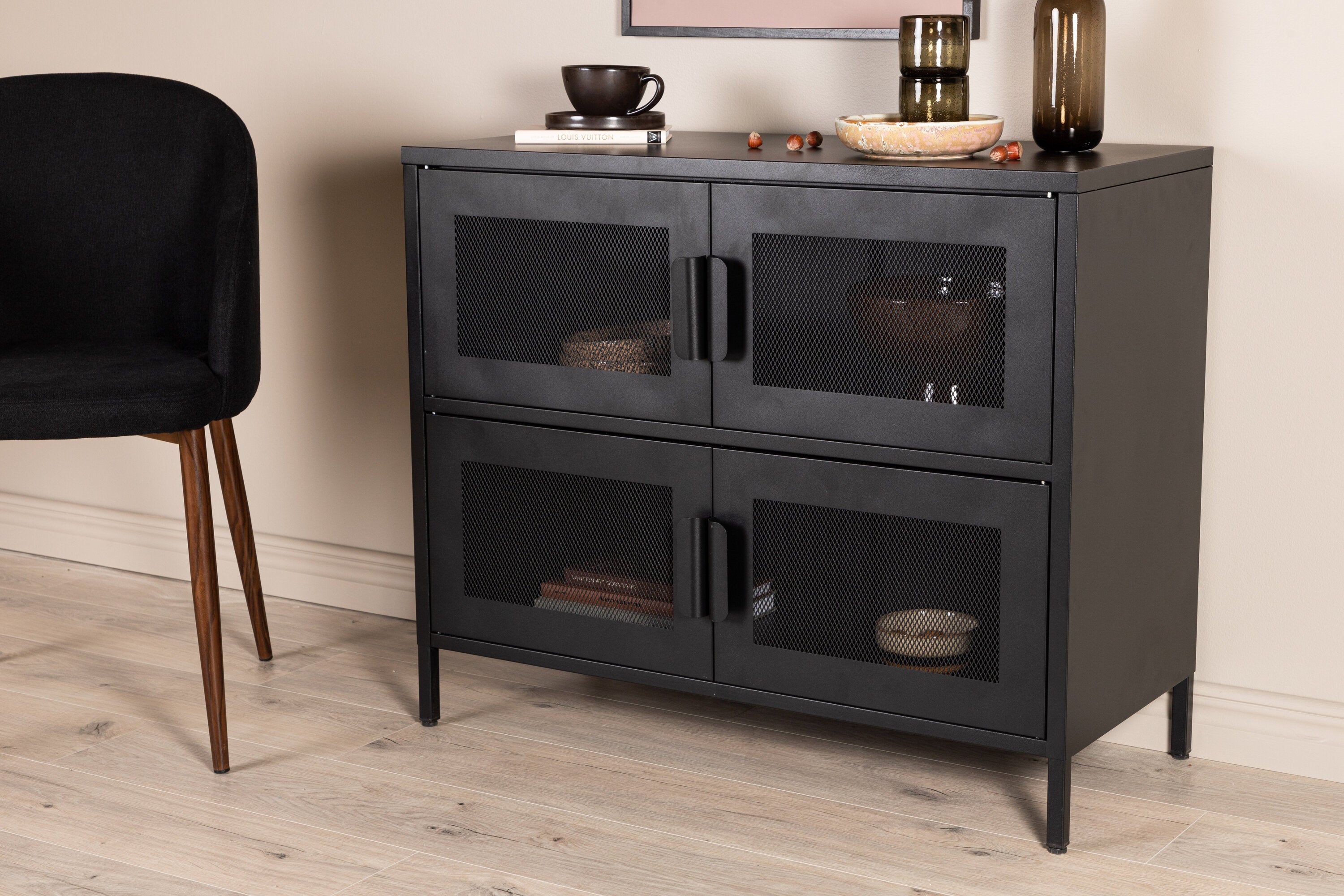 Commode Berit – Design industriel en Noir