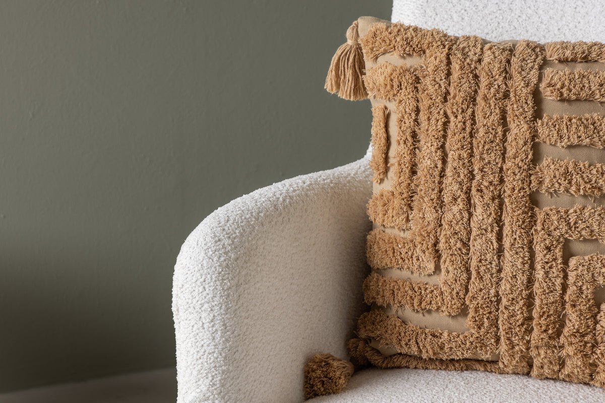 Fauteuil Verona - witte bouclé-stof & zwarte metalen poten