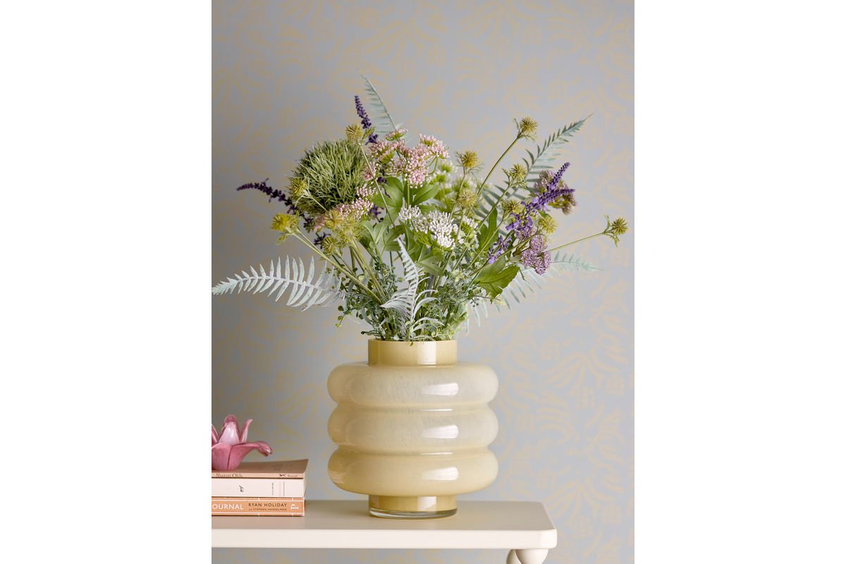 Vase Elara – Verre soufflé bouche en jaune chaud