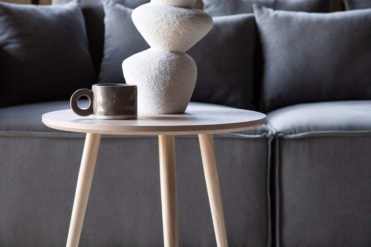 Bijzettafel Anela – Ø48 in twee kleuren