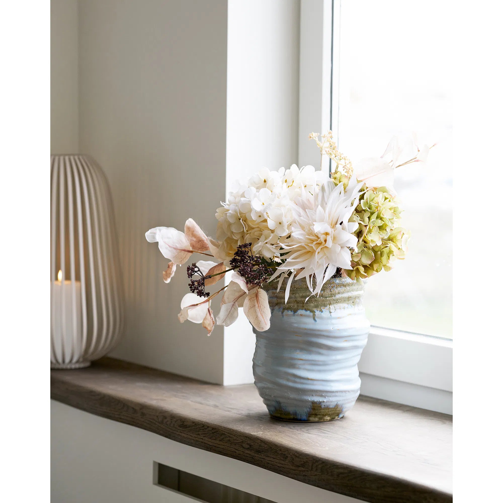 Vaas Bravika - elegante keramieken vaas in lichtblauw