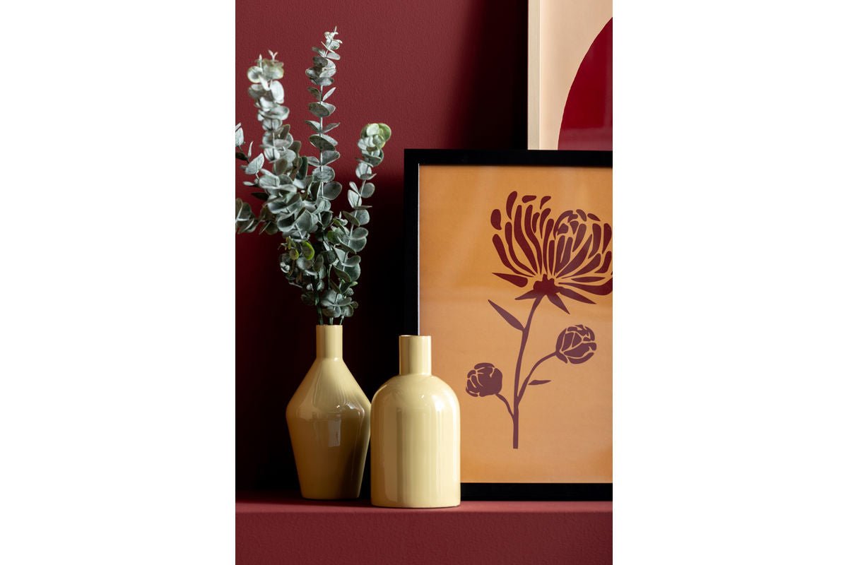 Vaas „Aldvika“ – modern van ijzer