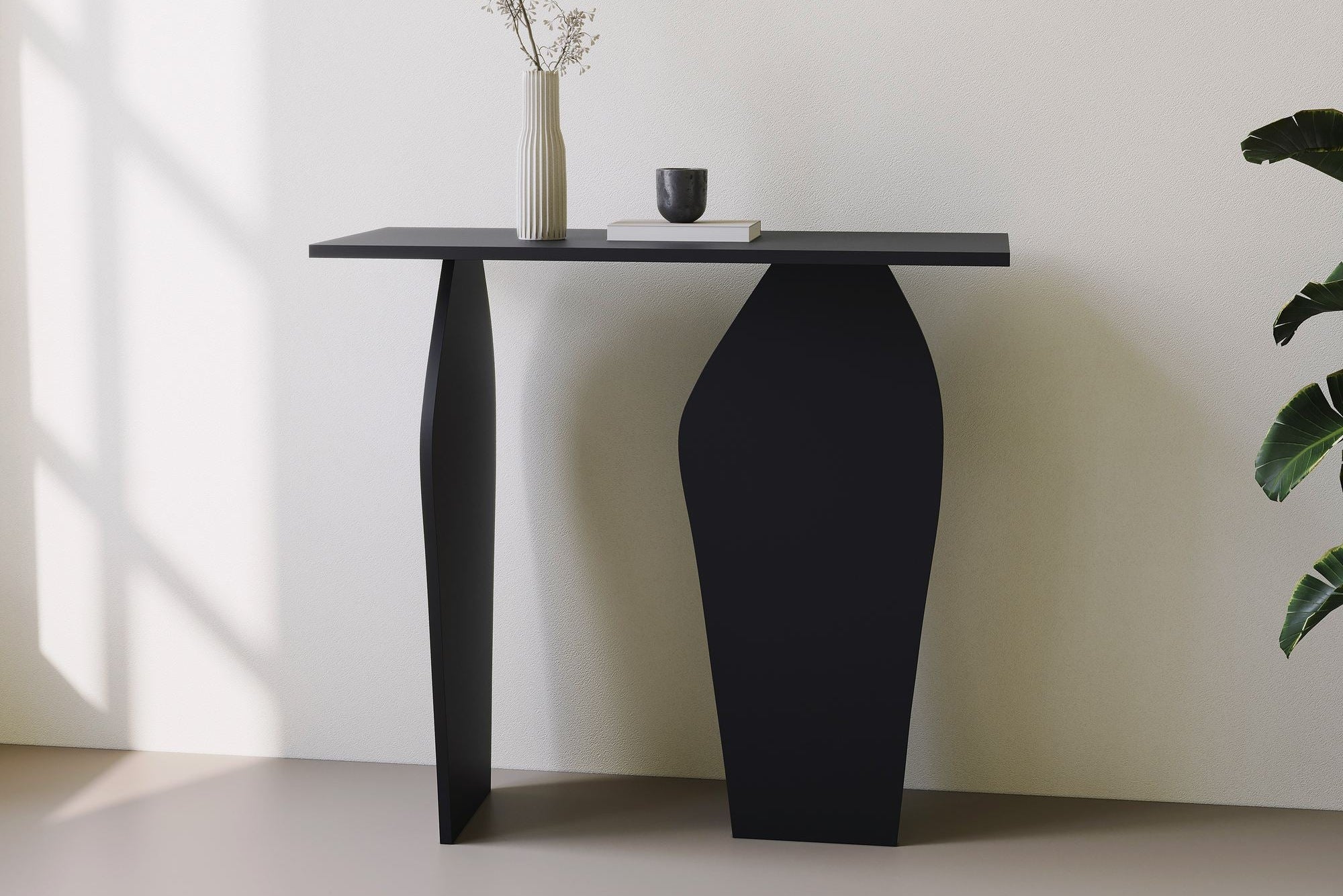 Commode design Kivaro - en panneau de bois noir avec chants en PVC