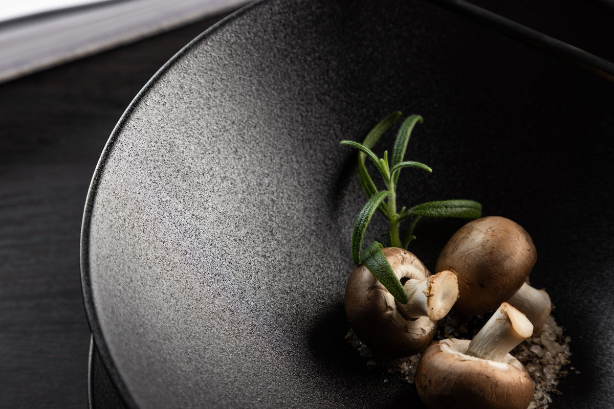 Schalen Black Swan - 2-delige set van zwart porselein