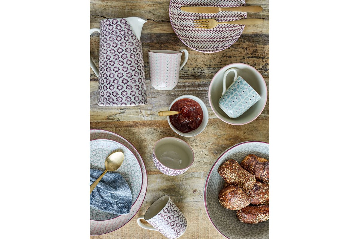 Krug Sabi – Grès avec détails peints à la main en violet