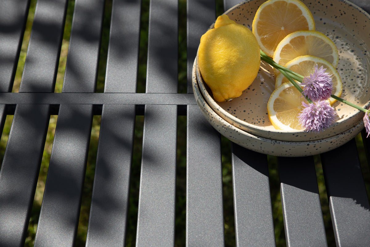 Gartentisch Melura - leicht, robust und wetterbeständig