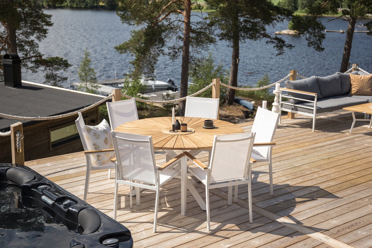 Tuin tafel Mirani - een ronde eettafel van Metaal en teakhout